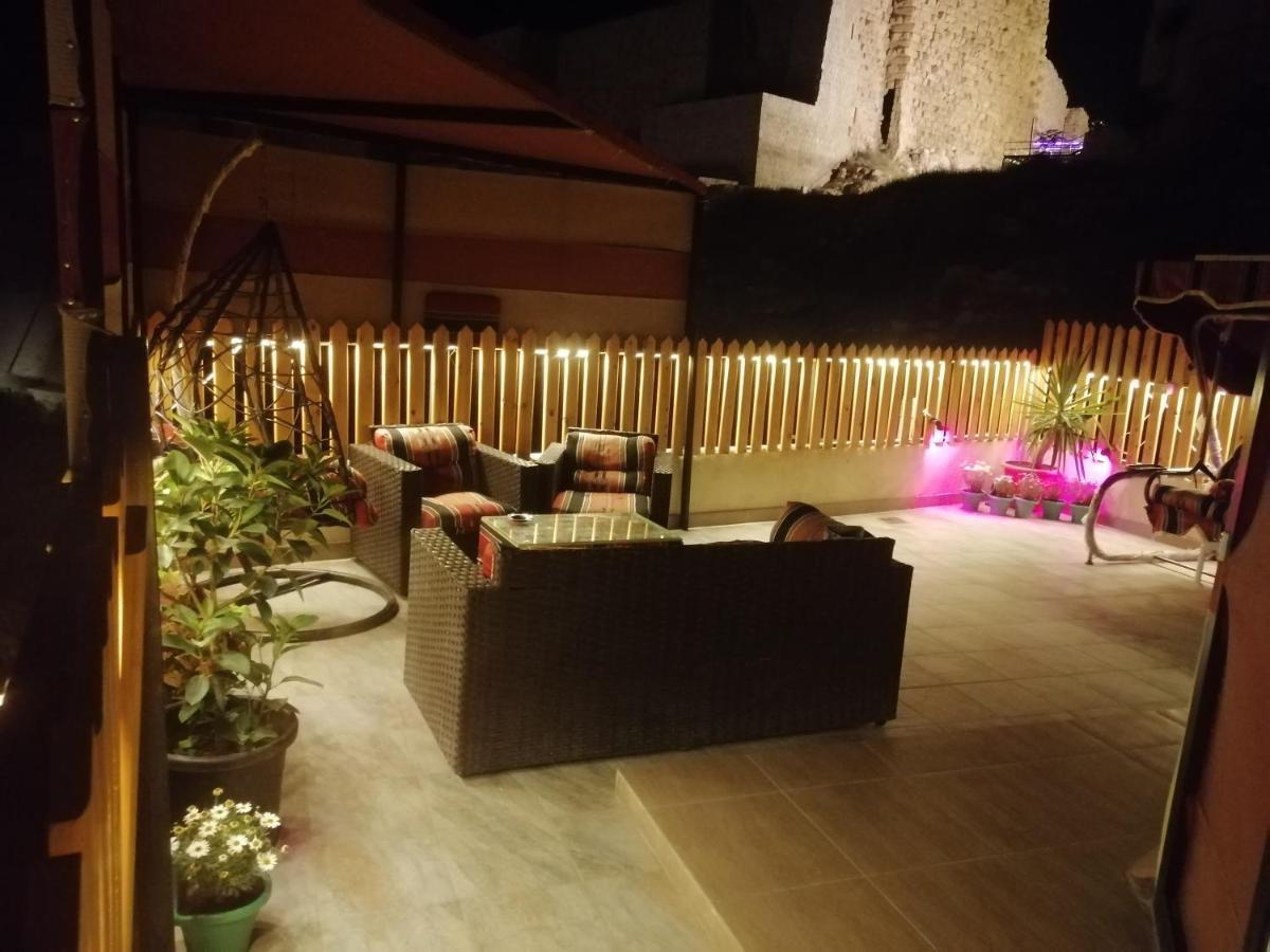 Bubble Castle House Hotel Karak Exterior photo
